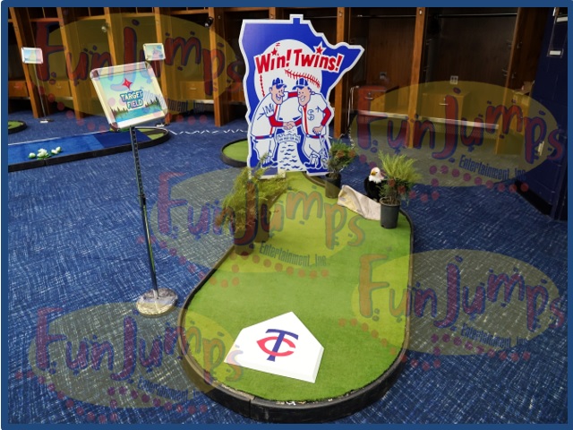 Deluxe Mini Golf - 4